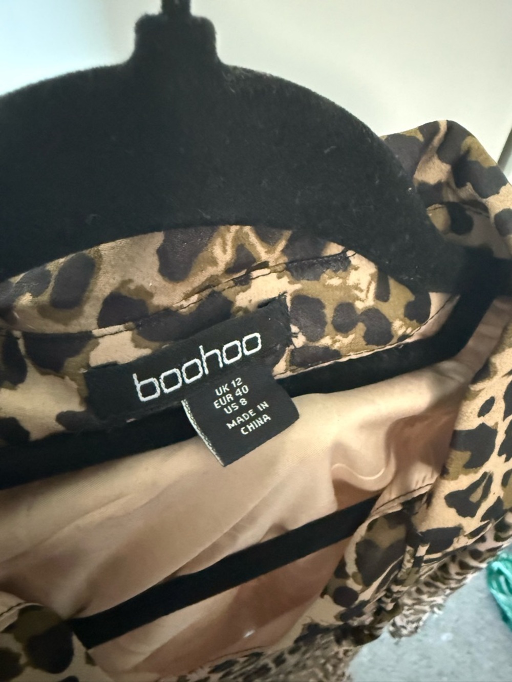 Boohoo Leopard Print Blouse - Tan and Black - Picture 4 of 4